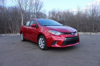 Used 2016 Toyota Corolla LE in Westborough, Massachusetts