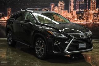 Used 2016 Lexus RX 450h in Lynnwood, Washington