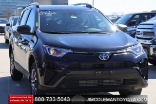 Used 2017 Toyota RAV4 LE in Bethesda, Maryland