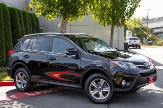 Used 2015 Toyota RAV4 XLE in Bellevue, Washington