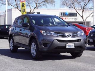 Used 2015 Toyota RAV4 LE in Palo Alto, California