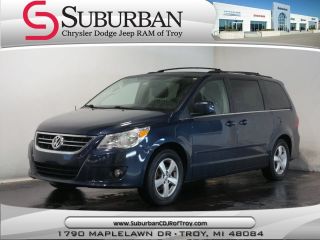 Used 2009 Volkswagen Routan SEL in Troy, Michigan