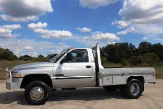 Dodge Ram 3500 SLT 2002