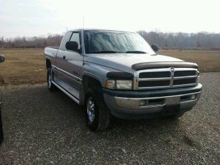 Used 1999 Dodge Ram 1500 Laramie in Maryland Heights, Missouri