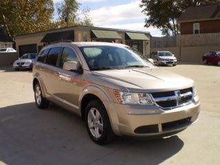 Used 2009 Dodge Journey SXT in Quincy, Illinois