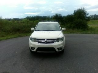 Used 2011 Dodge Journey Mainstreet in Sanford, North Carolina