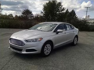 Used 2014 Ford Fusion S in Fort Wayne, Indiana