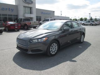Used 2016 Ford Fusion S in Bentonville, Arkansas