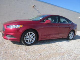 Used 2014 Ford Fusion SE in Holdrege, Nebraska