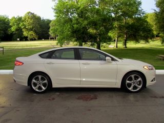 Used 2013 Ford Fusion SE in Friendswood, Texas