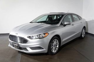 Used 2017 Ford Fusion SE in Red Bank, New Jersey