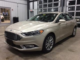 Used 2017 Ford Fusion SE in Carrollton, Kentucky