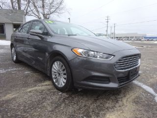 Used 2014 Ford Fusion SE in Charlevoix, Michigan