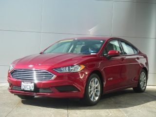 Used 2017 Ford Fusion SE in Long Beach, California