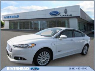 Used 2014 Ford Fusion SE in Riverhead, New York