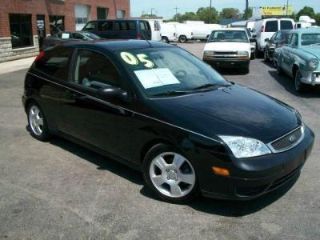 Used 2005 Ford Focus in Summit, Illinois