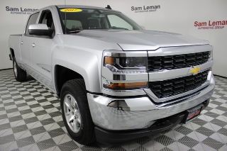 Used 2017 Chevrolet Silverado 1500 LT in Bloomington, Illinois