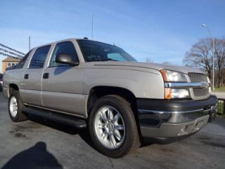 Used 2005 Chevrolet Avalanche 1500 LS in Dayton, Ohio