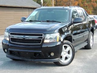 Used 2007 Chevrolet Avalanche 1500 LTZ in Alpharetta, Georgia