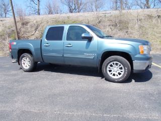 Used 2009 GMC Sierra 1500 SLE in Seymour, Indiana