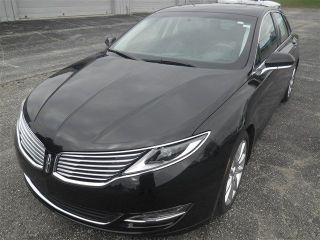 Used 2013 Lincoln MKZ in Sturgeon Bay, Wisconsin