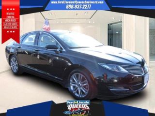 Used 2013 Lincoln MKZ in Valley Stream, New York