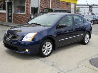 Used 2010 Nissan Sentra SL in Hicksville, New York