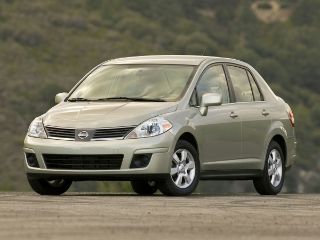 Used 2011 Nissan Versa S in Elk Grove, California
