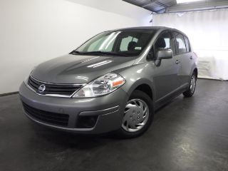 Nissan Versa S 2012