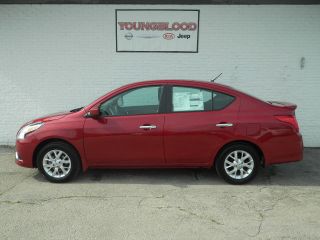 Used 2015 Nissan Versa SV in Springfield, Missouri