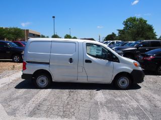 Used 2015 Nissan NV200 SV in Kansas City, Missouri