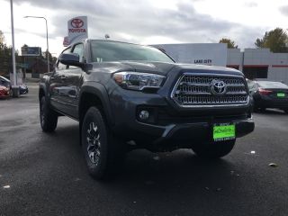 Used 2017 Toyota Tacoma in Seattle, Washington