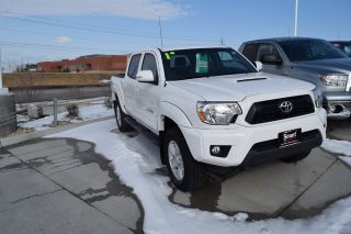 Used 2014 Toyota Tacoma in Davenport, Iowa