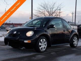 Used 2005 Volkswagen New Beetle GL in Saline, Michigan