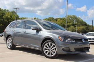Used 2017 Volkswagen Golf SE in Frisco, Texas
