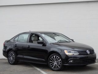 Used 2016 Volkswagen Jetta Sport in El Cajon, California