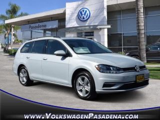 Used 2018 Volkswagen Golf SE in Pasadena, California
