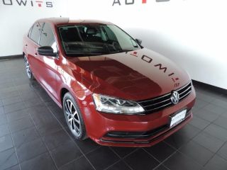 Used 2016 Volkswagen Jetta SE in Scottsdale, Arizona