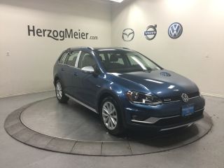 Used 2017 Volkswagen Golf SE in Beaverton, Oregon
