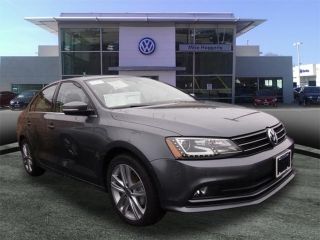 Used 2015 Volkswagen Jetta SEL in Oak Lawn, Illinois