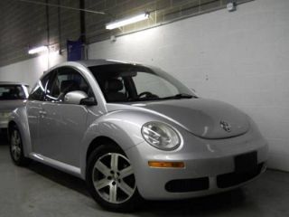Used 2006 Volkswagen New Beetle in Chicago, Illinois