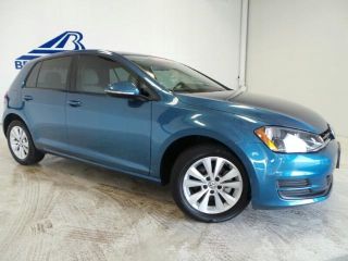 Used 2015 Volkswagen Golf S in Oshkosh, Wisconsin