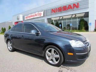 Used 2010 Volkswagen Jetta in Ballwin, Missouri
