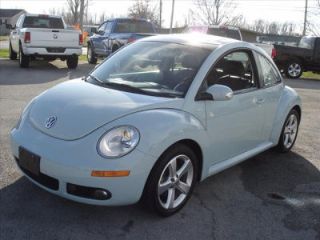 Used 2010 Volkswagen New Beetle in Maumee, Ohio