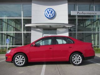 Used 2010 Volkswagen Jetta in Des Moines, Iowa
