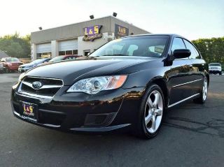 Used 2009 Subaru Legacy in Plantsville, Connecticut