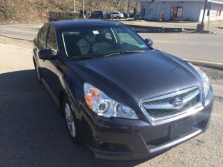 Used 2011 Subaru Legacy 2.5i Premium in Moon Township, Pennsylvania