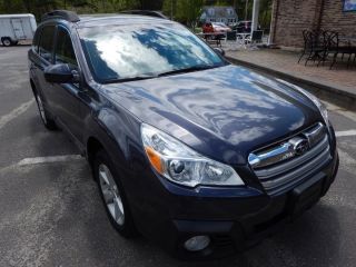 Used 2013 Subaru Outback 2.5i in Canton, Connecticut