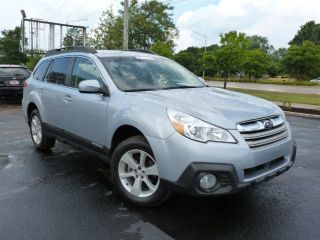 Used 2014 Subaru Outback 2.5i in Schaumburg, Illinois