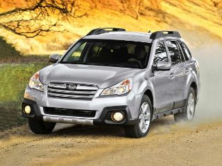 Used 2013 Subaru Outback 2.5i Limited in Concord, New Hampshire